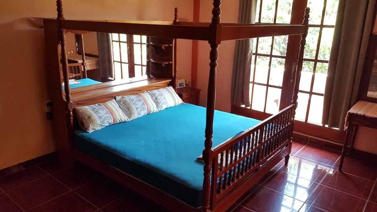 Villa Mango Hostel Пуерто-Ескондідо Екстер'єр фото
